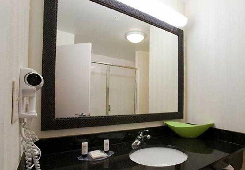 Fairfield Inn & Suites By Marriott Houston Conroe Bagian luar foto